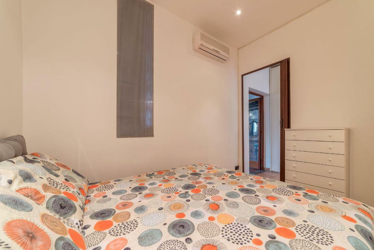 Colosseo & San Clemente Cozy Flat Roma Exterior foto