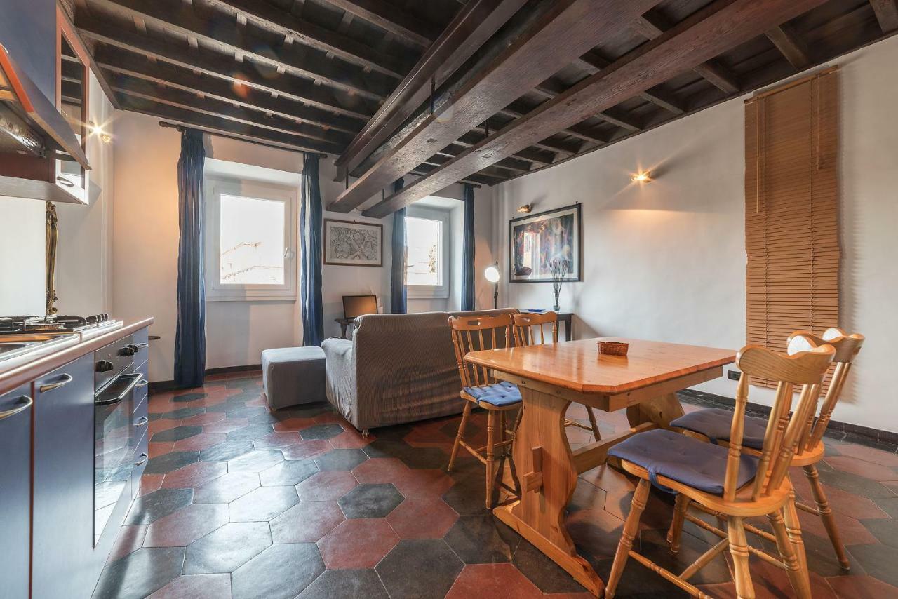 Colosseo & San Clemente Cozy Flat Roma Exterior foto